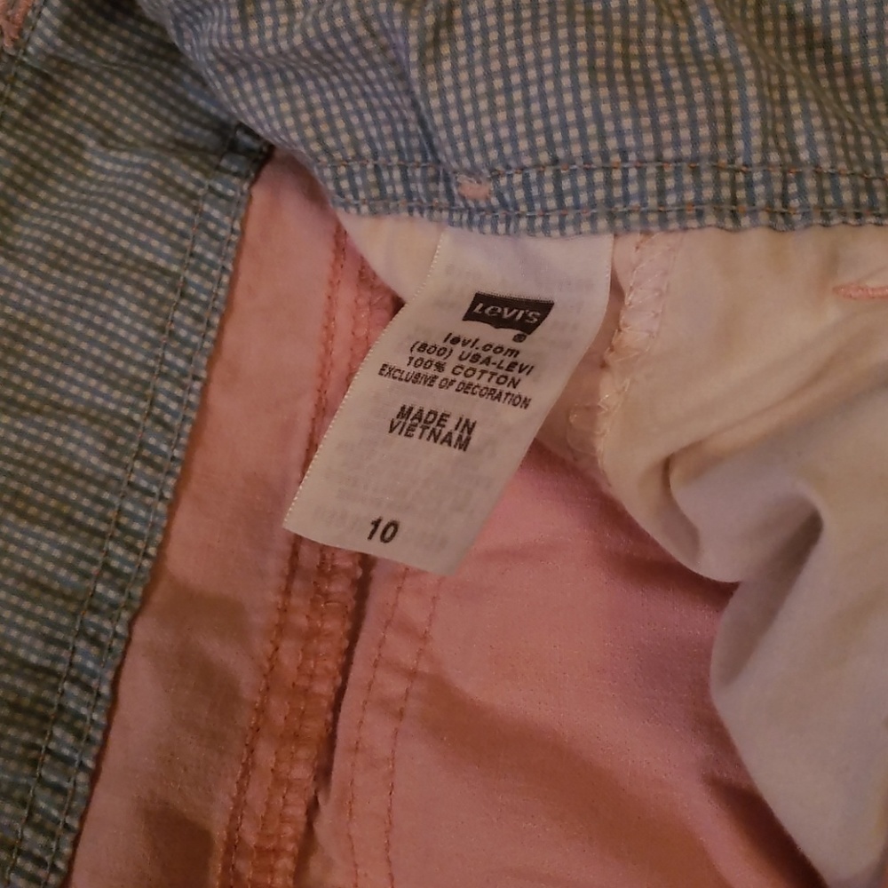 Capris - Picture 3 of 3